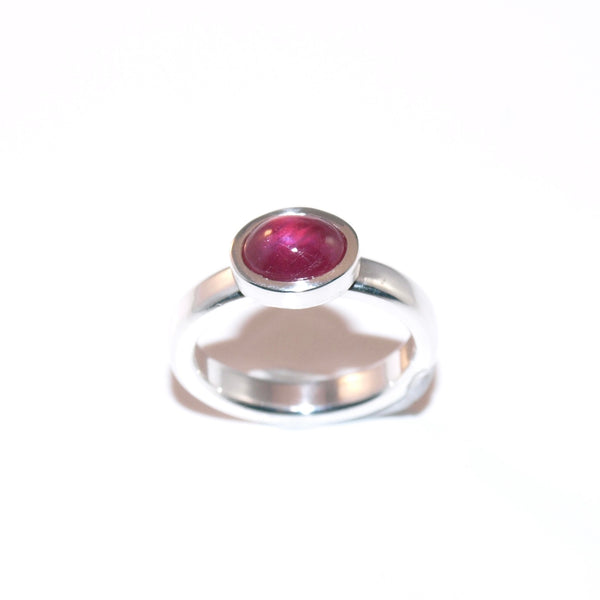 Eleganter Rubin-Ring. Größe 53